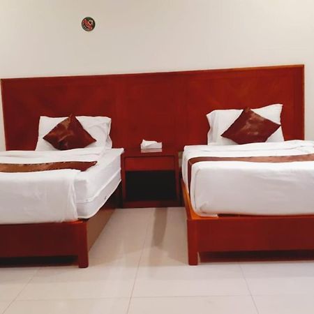 Iwan Alandalusia Al Ajaweed Lejlighedshotel Jeddah Eksteriør billede